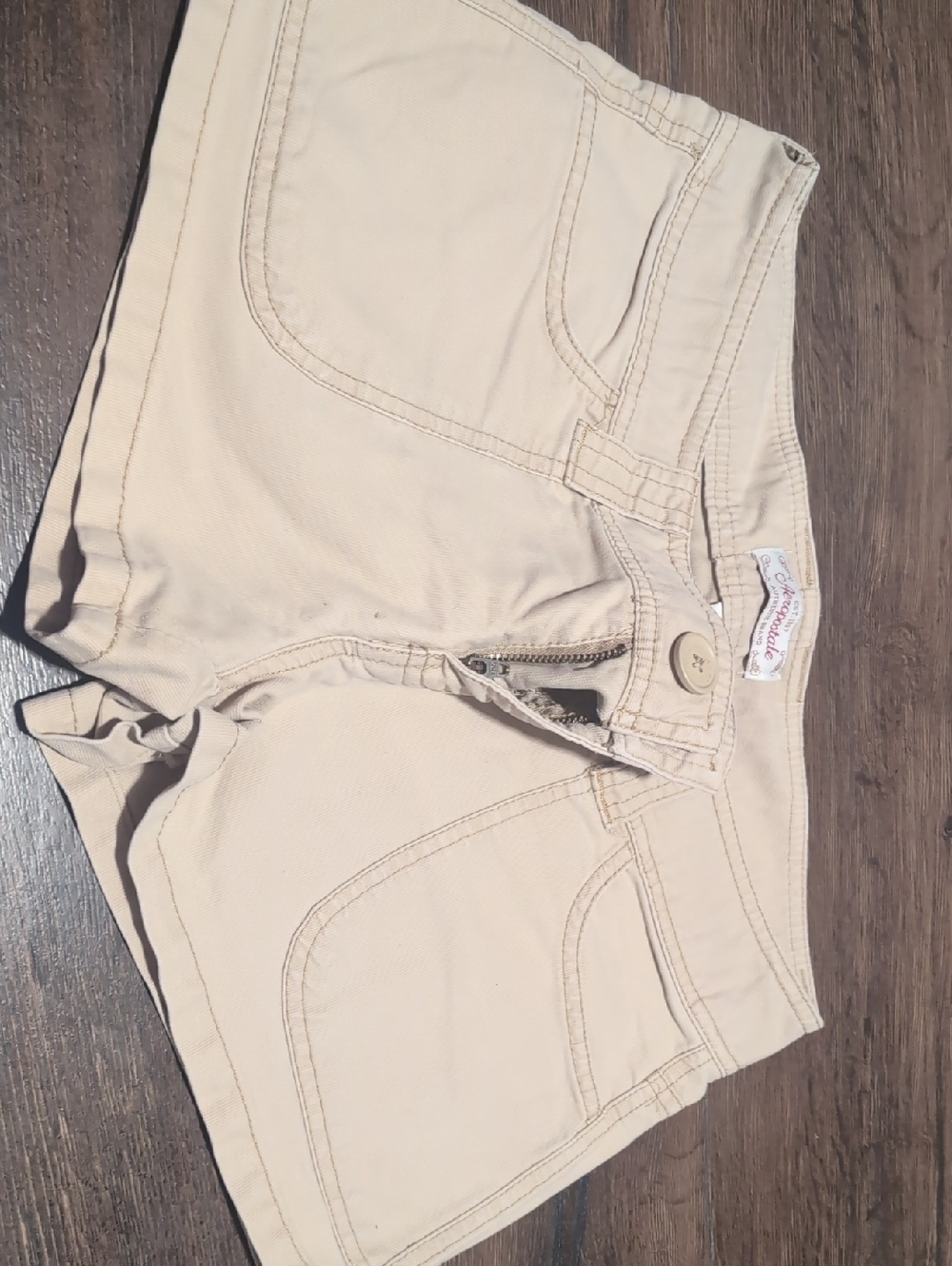 Aeropostale Women's Beige Mid Rise Shorts